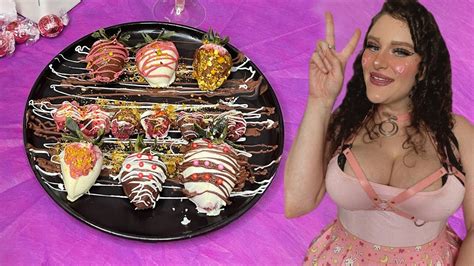 The Vegan Waifu Makes Not So Vegan Valentine Day Chocolate Covered