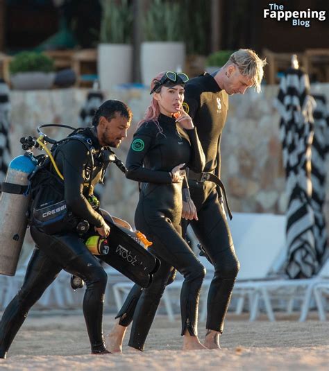 Megan Fox Shows Off Her Sexy Tits In A Pink Bikini In Mexico 87 Photos OnlyFans Leaked Nudes