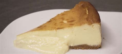 Te Enseñamos Cómo Se Prepara La Mejor Tarta De Queso De Madrid Cocinatis