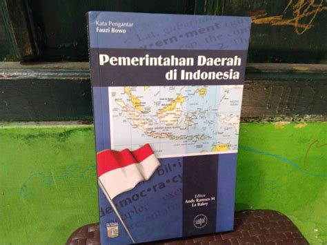 Jual Pemerintahan Daerah Di Indonesia Di Lapak Buku Bekas Malang