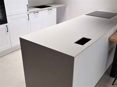 Silestone Eternal Serena Suede Graniteland