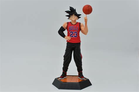 Estátua Son Goku Dragon Ball Z Basquete Basket Chicago Bulls 21 Cm