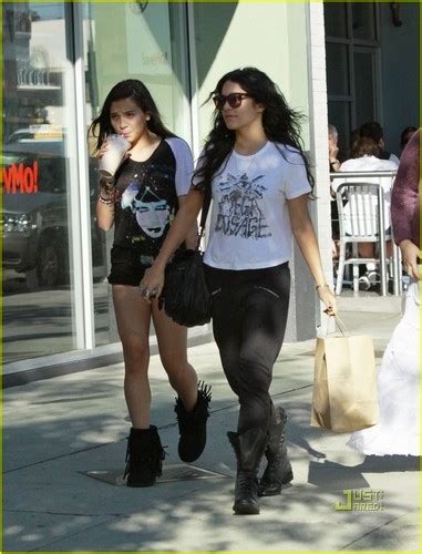 Vanessa Hudgens Bikini Falls Off