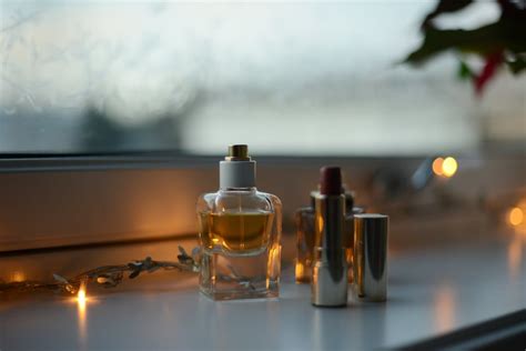 Do Pheromone Perfumes Improve Your Sex Life Popsugar Beauty