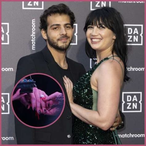 Model Daisy Lowe Engaged To Boyfriend Jordan Saul Married Biography