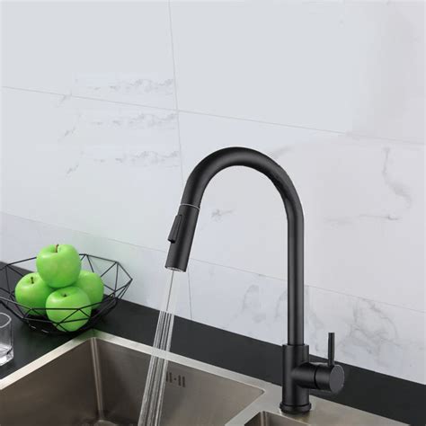 Smart Touch Automatic Black Kitchen Faucet Sensor Pull Out China