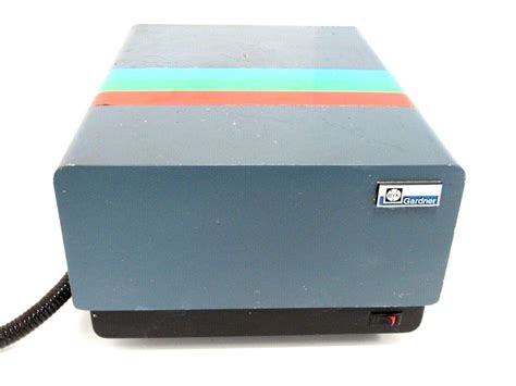 USED BYK GARDNER TCM GLOSS 8800 SPECTROPHOTOMETER 025D165 01 SB