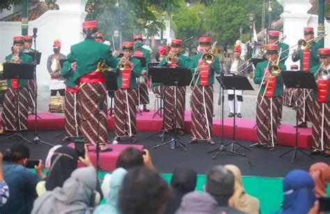 Royal Orchestra Peringati Hari Pancasila Krjogja