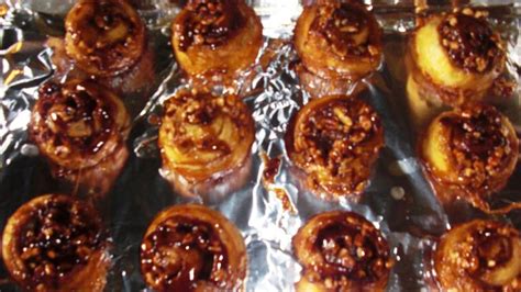 Chelsea Christmas Buns Recipe - Food.com