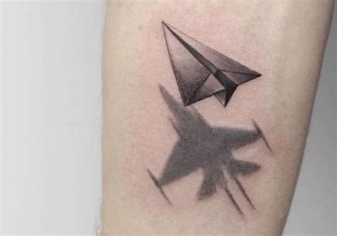 24 Unusual Tattoos That Put An Amazing Twist On The Beloved Art ...