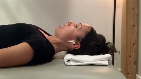 Supine Cervical Retraction With Head Lift Youtube