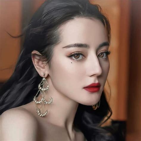 Picture Of Dilraba Dilmurat