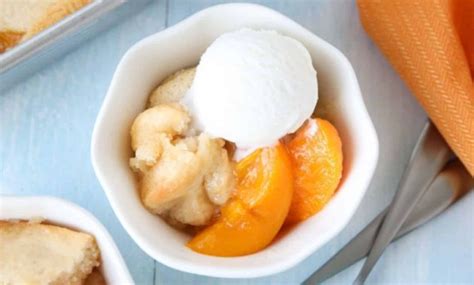 Effortless Peach Cobbler - Mmotr