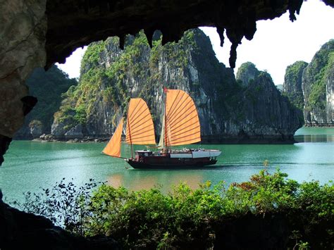 Vietnam Wallpapers Top Free Vietnam Backgrounds WallpaperAccess