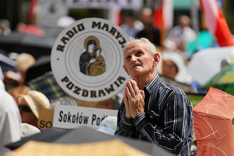 Jasna G Ra Radio Maryja Rozpoczyna Jubileuszow Pielgrzymk