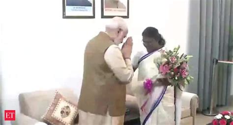 Presidential Election Results Pm Modi Visits Droupadi Murmus