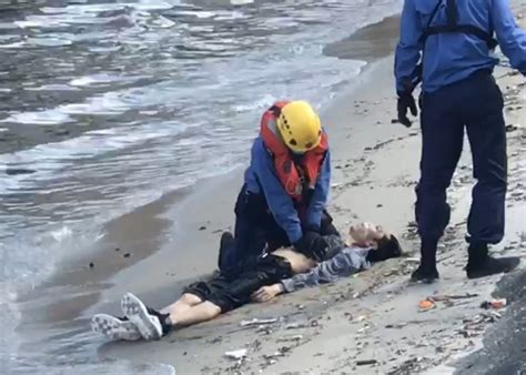 土瓜灣海心公園男子墮海 昏迷送院不治｜即時新聞｜港澳｜oncc東網