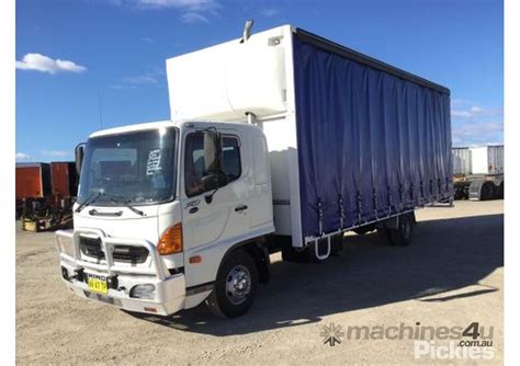 Buy Used Hino Hino Fd J Ranger Tautliner Truck In Listed On