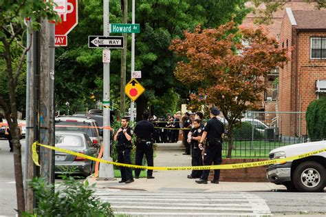 Masked Gunman Opens Fire On Police In Brooklyn Backyard The New York Times