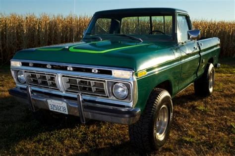 1976 Ford F100 Custom 59l 4wd Ford Daily Trucks