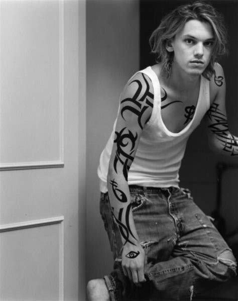 Pin By Sarah Sawtelle On Volturi Jamie Campbell Jamie Campbell Bower