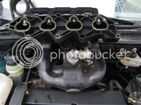 2004 Ford focus idle air control valve location