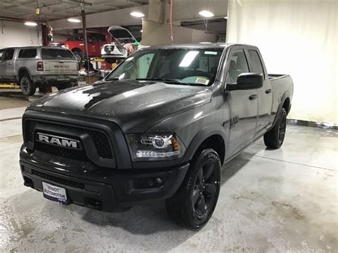 New 2020 Ram 1500 Classic Slt 4d Extended Cab In Minot 57032 Minot Automotive Center