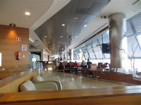 Iberia Business Class Lounge Madrid Review