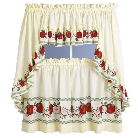 Классические шторы для кухни