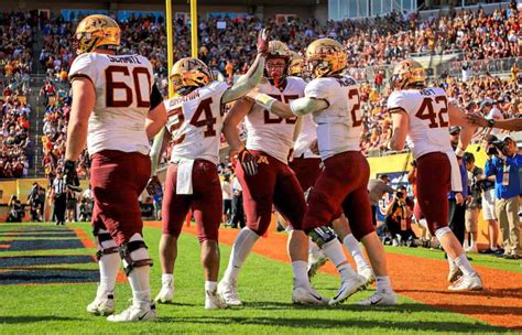 Gopher Football Finishes at #10 in Final AP Poll While Setting New ...