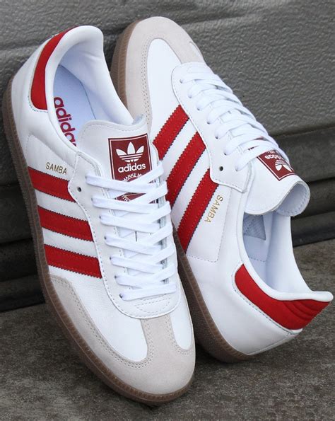 يصطدم السكون الأساسية Adidas Samba Red Sole