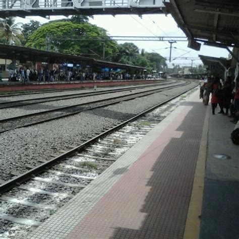 Photos at Ernakulam Town (ERN) Railway Station - Kochi, Kerala