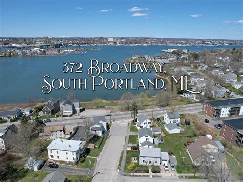 372 Broadway South Portland Me 04106 Zillow