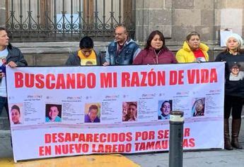 En Palacio Nacional Protestan Por Desaparecidos En Tamaulipas Grupo