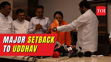 Mumbai Shiv Sena Ubt Leader Neelam Gorhe Joins Maharashtra Cm Eknath