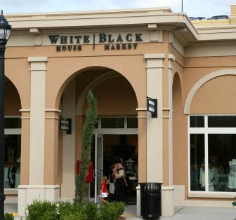 White House/Black Market Southlake Town Square