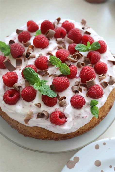 marzipan cake 6