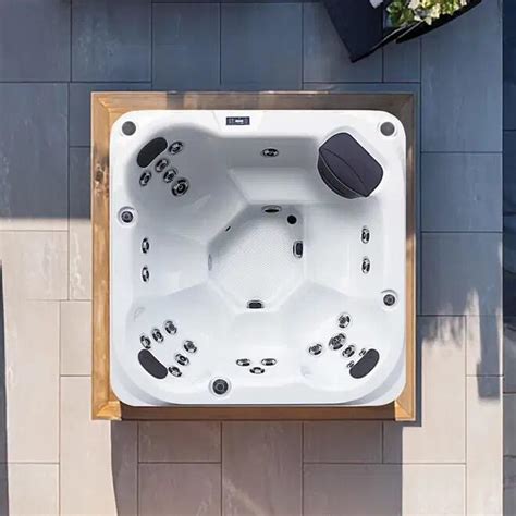 St Tropez Hot Tub Clear Water Pool And Spa In Mobile Alabama And