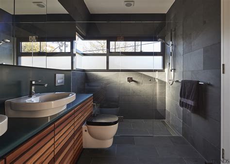 Slate tile flooring and matching wa... - Gallery - 7 | Trends