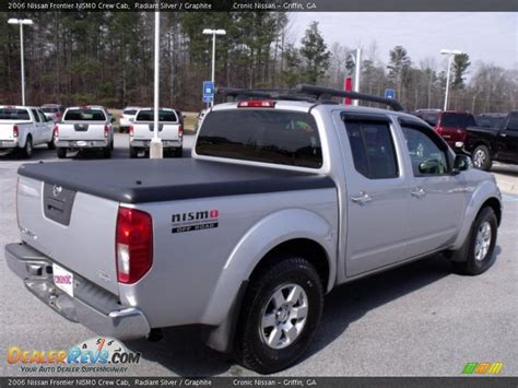 2006 Nissan Frontier Nismo Crew Cab Radiant Silver Graphite Photo 5