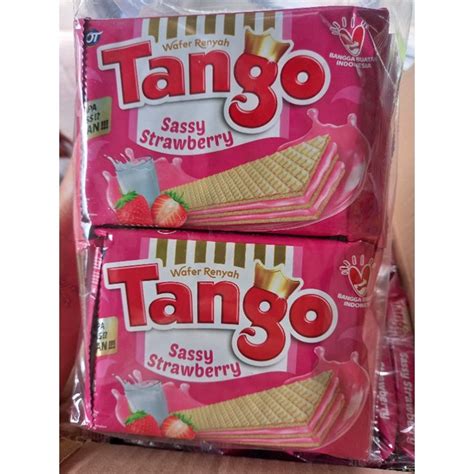 Jual Tango Wafer Gr Rasa Strawberry Pack Isi Pcs Shopee Indonesia