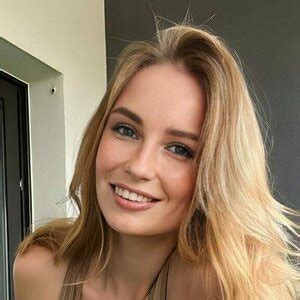 Mary Strawberry Themarystrawberry Nude OnlyFans Fapullo