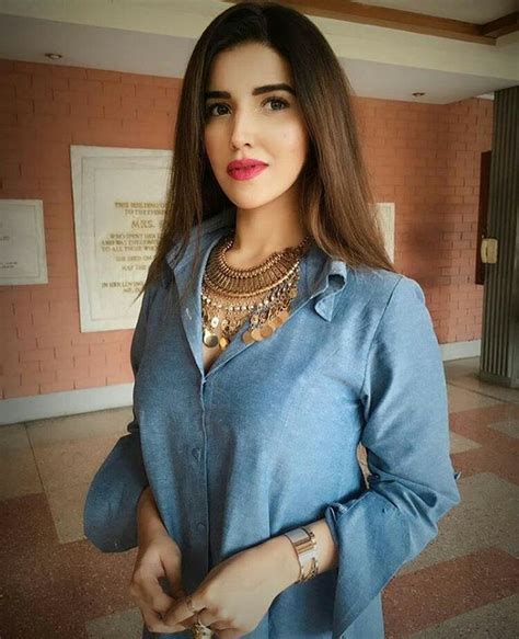 Pin By Angelic Anzzz On Fit To Wear Pakistani Actress Hareem