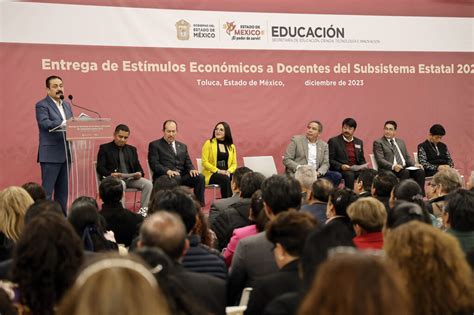 Más de 4 mil 600 docentes reciben estímulos económicos Capital Estado