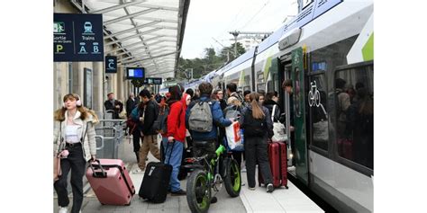 Bourgogne Franche Comt Gr Ve Sncf Le Trafic L G Rement Perturb Ce