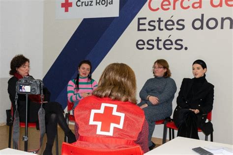 Cruz Roja Atiende A Mujeres Para Favorecer Su Inclusi N