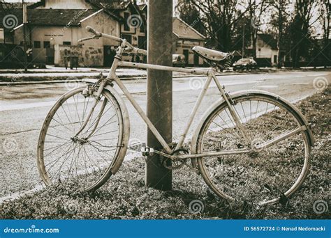 Kort Och Modell Med Cykeln Arkivfoto Bild Av Stad Folk