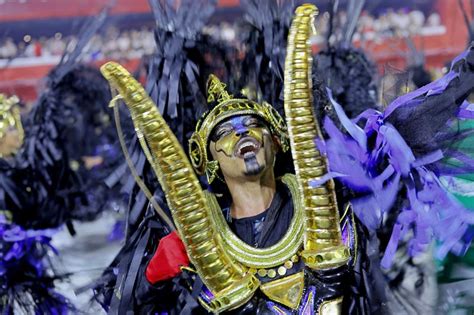 Fotos Desfile De Campeones Beija Flor Del Carnaval De Rio De Janeiro