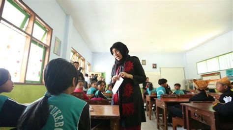 Gencarkan Sosialisasi Anti Kekerasan Di Sekolah Bupati Ipuk Turun