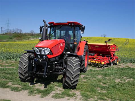 Oplev Fleksibilitet Med Zetor Forterra HSX Traktor HC Petersen